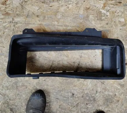 Renault Clio IV Radiator trim 214996296R 103711A0