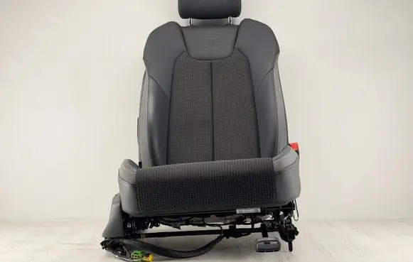 Audi A1 Front driver seat