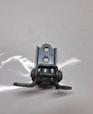 Subaru Forester SH Rear door lower hinge