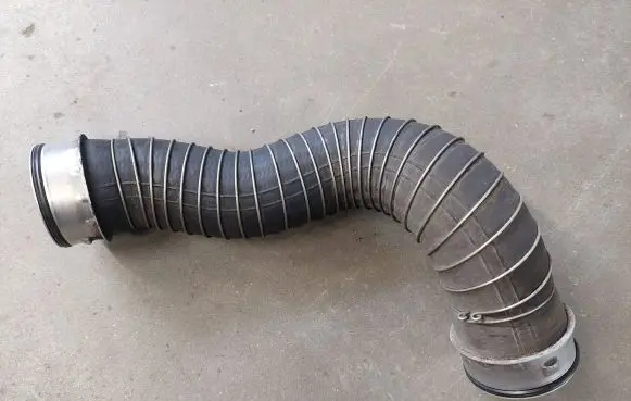 Mercedes-Benz CLK A209 C209 Intercooler hose/pipe