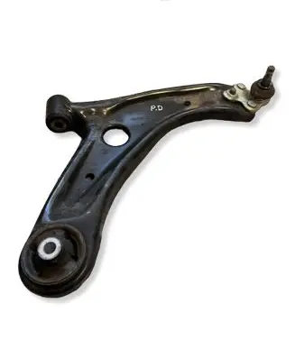 Toyota Yaris Cross Front lower control arm/wishbone 48605K0020