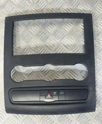 Mercedes-Benz Sprinter W906 Radio/GPS head unit trim A9066800017 A9064420023001