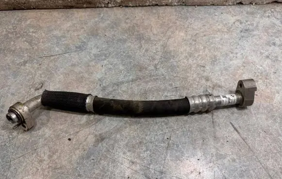 BMW i3 Air conditioning (A/C) pipe/hose 9291151