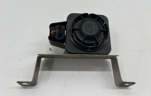 Volkswagen Polo V 6R Alarm system siren 5Q0951605