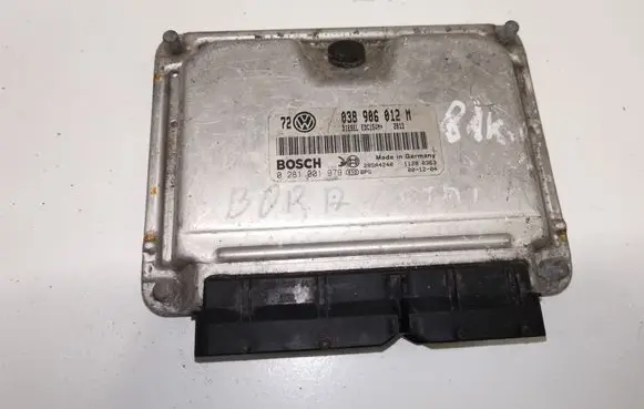 Volkswagen Golf IV Engine control unit/module 038906012M 0281001979