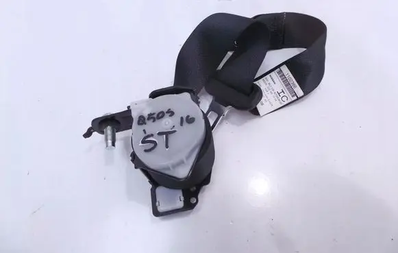 Middle seatbelt (rear)