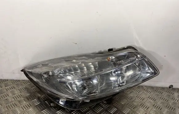 Opel Insignia A Headlight/headlamp 16885702