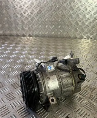 Volvo XC60 Air conditioning (A/C) compressor (pump) 31449067