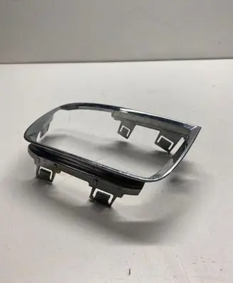 Chevrolet Camaro Rear/tail light trim molding 92197052