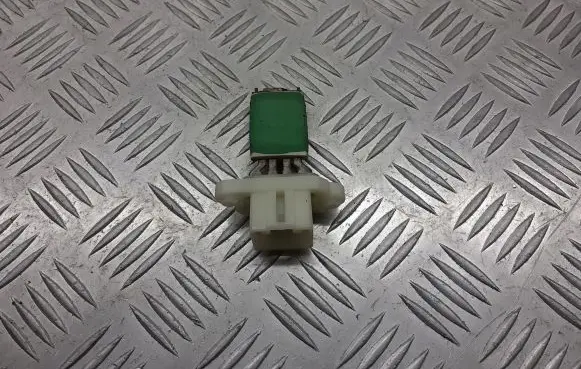 Ford Focus Heater blower fan relay 