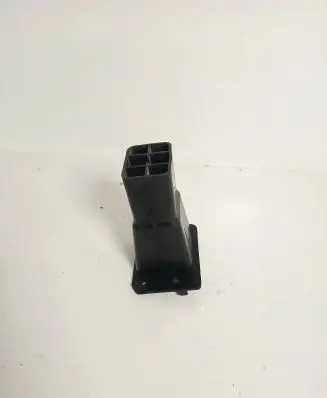 Peugeot 5008 Front bumper mounting bracket