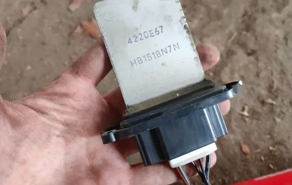 Mazda 3 I Heater blower motor/fan resistor HB151BN7N