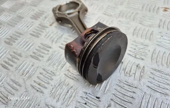 Volkswagen Golf VII Piston with connecting rod PK65 06LJ
