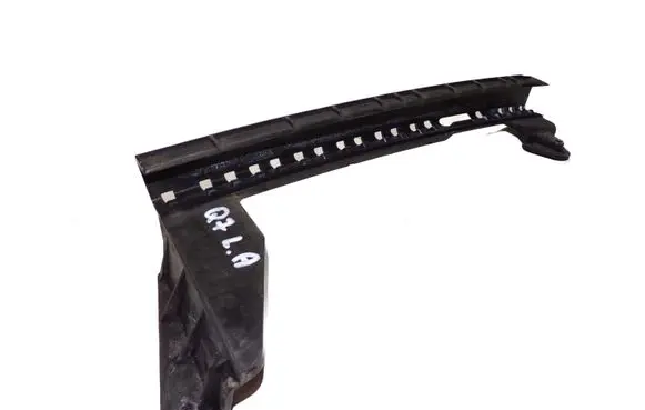 Audi Q7 4L Rear door windshield rail 4L0839068