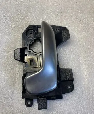 KIA Carens III Front door interior handle 82613RP000