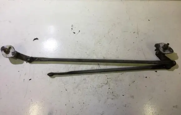 Mazda 626 Front wiper linkage and motor