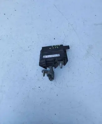 Mercedes-Benz E W213 Battery relay fuse A0009061505 1110055