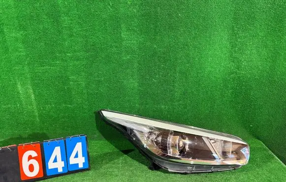 KIA Ceed Headlight/headlamp