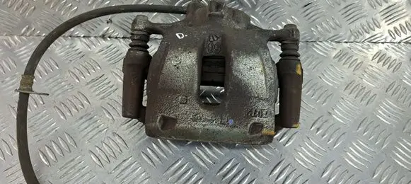 Toyota C-HR I Front brake caliper