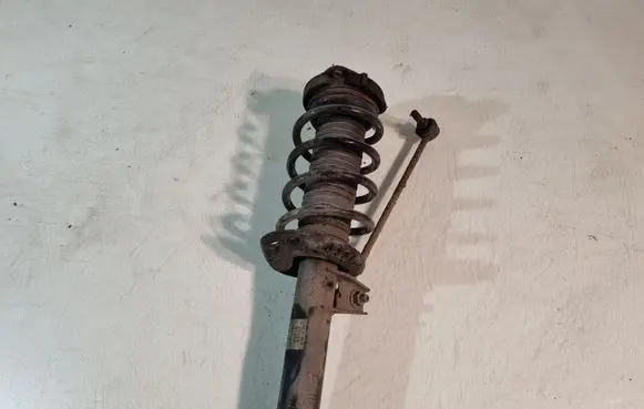 Volkswagen PASSAT B7 Front shock absorber/damper VW47146ZFV908 8249041008629