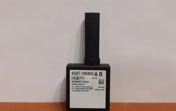 Ford Galaxy Aerial antenna amplifier 6G9T15K602AB 5WK49091C