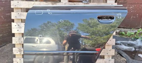 Audi A4 S4 B7 8E 8H Rear door