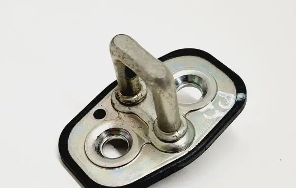 Peugeot 508 RXH Front door lock loop/hook striker 9655466380