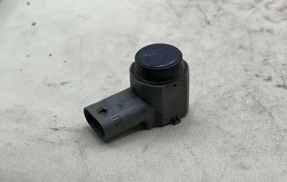 Audi A6 S6 C6 4F Rear glass lock/latch T1887 3C0919275P