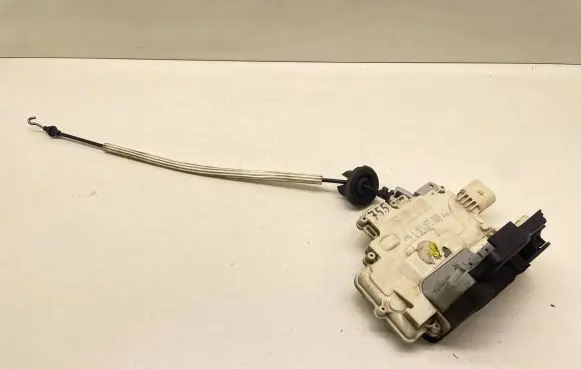 Audi A6 S6 C6 4F Front door lock 4F1837016