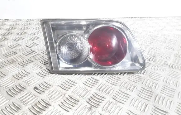 Tailgate rear/tail lights
