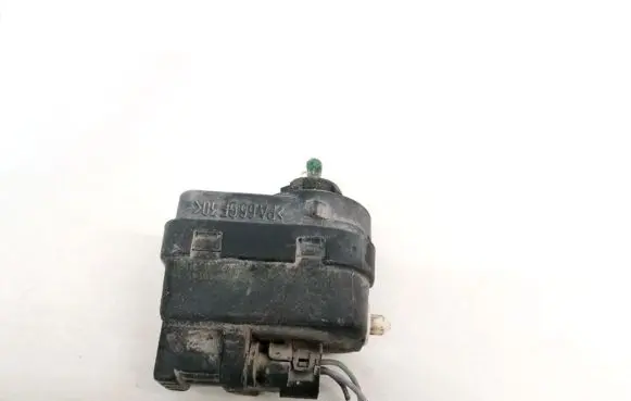 Headlight level adjustment motor