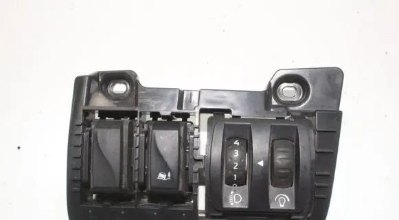 Renault Trafic III (X82) A set of switches 1406083X
