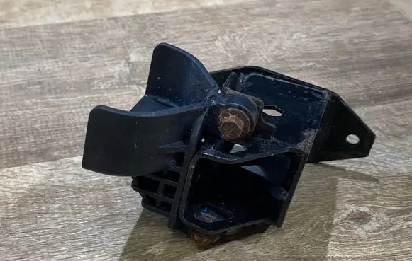 Jaguar F-Pace Radiator support slam panel bracket GX738A291CD GX738A291CE