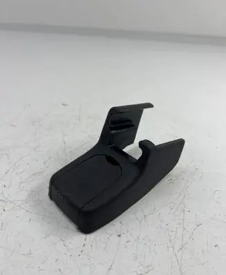 KIA Sorento Front driver seat rail trim 2616878
