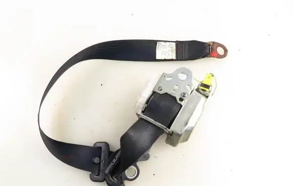 Peugeot 107 Front seatbelt 7P2170P