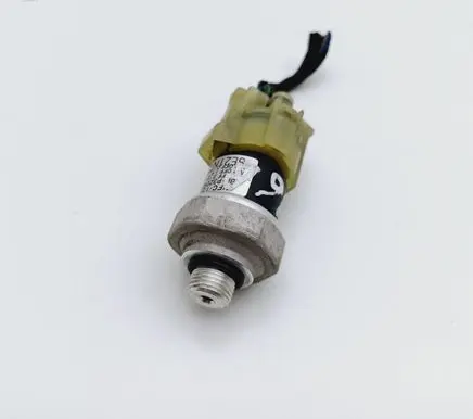 Suzuki Liana Air conditioning (A/C) pressure sensor TBPP320QSK1