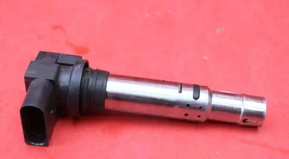 Volkswagen Bora High voltage ignition coil 0040102030