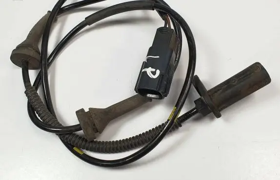 Volvo XC90 ABS brake wheel speed sensor 30773737