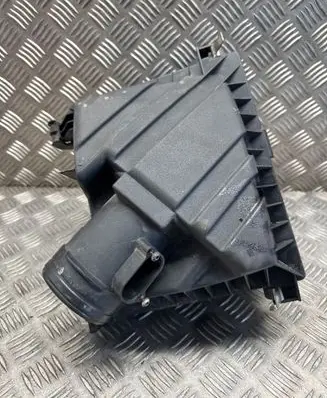 Toyota Avensis T270 Air filter box 3465454 1371 0543510