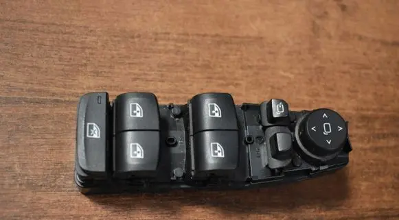 BMW X3 G01 Other switches/knobs/shifts 6832729