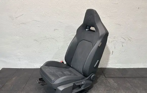 Cupra Formentor Front driver seat