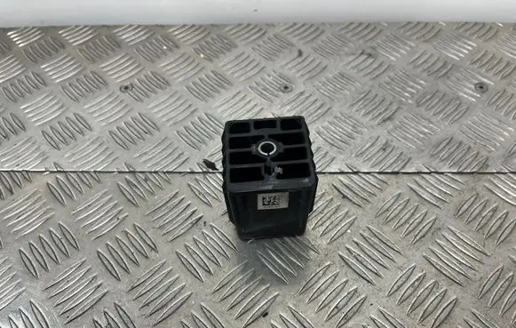 Alfa Romeo Stelvio Jacking socket point 50551396