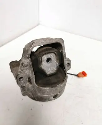 Audi Q5 SQ5 Engine mount bracket 8R0199381
