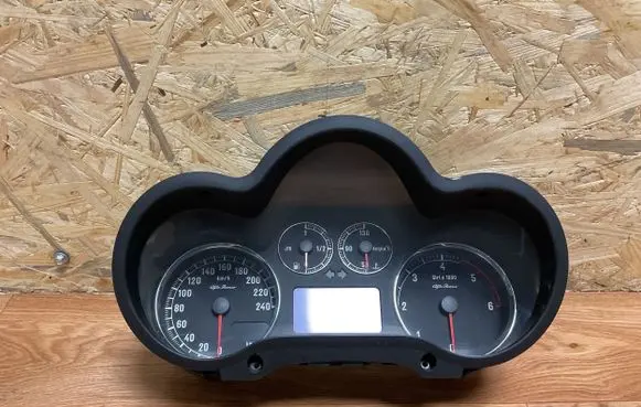 Alfa Romeo 147 Speedometer (instrument cluster) 156063178 110080304064 2911050290