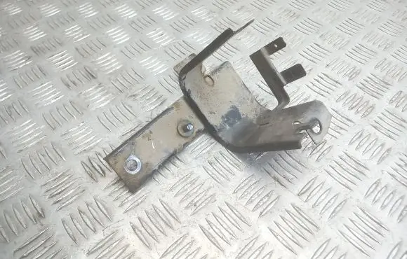 Mitsubishi Pajero ABS pump bracket 