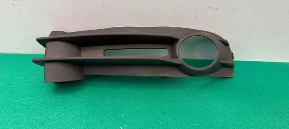 Volkswagen Caddy Front fog light trim/grill 2K0853684A