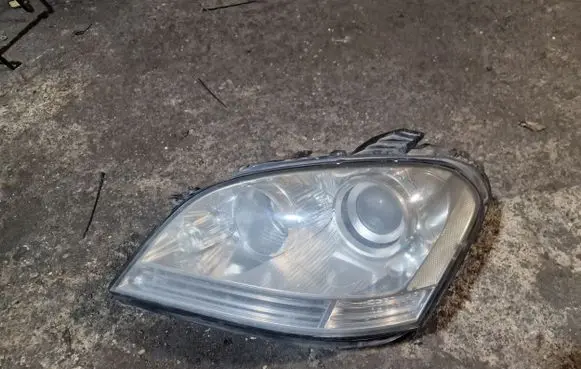 Mercedes-Benz ML W164 Headlight/headlamp