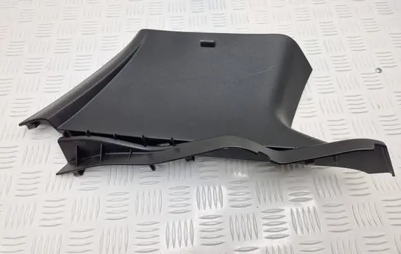 Dacia Duster (D)pillar trim (top) 769370006R 769370007R