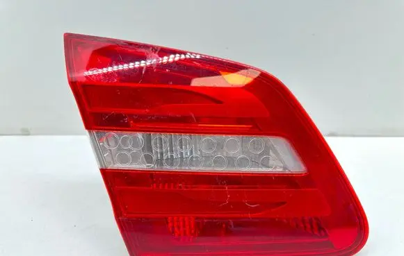 Mercedes-Benz B W246 W242 Tailgate rear/tail lights A2469066300