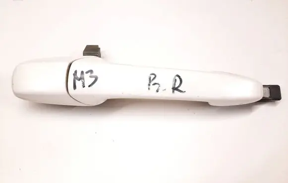 Mazda 3 I Front door exterior handle 6D24